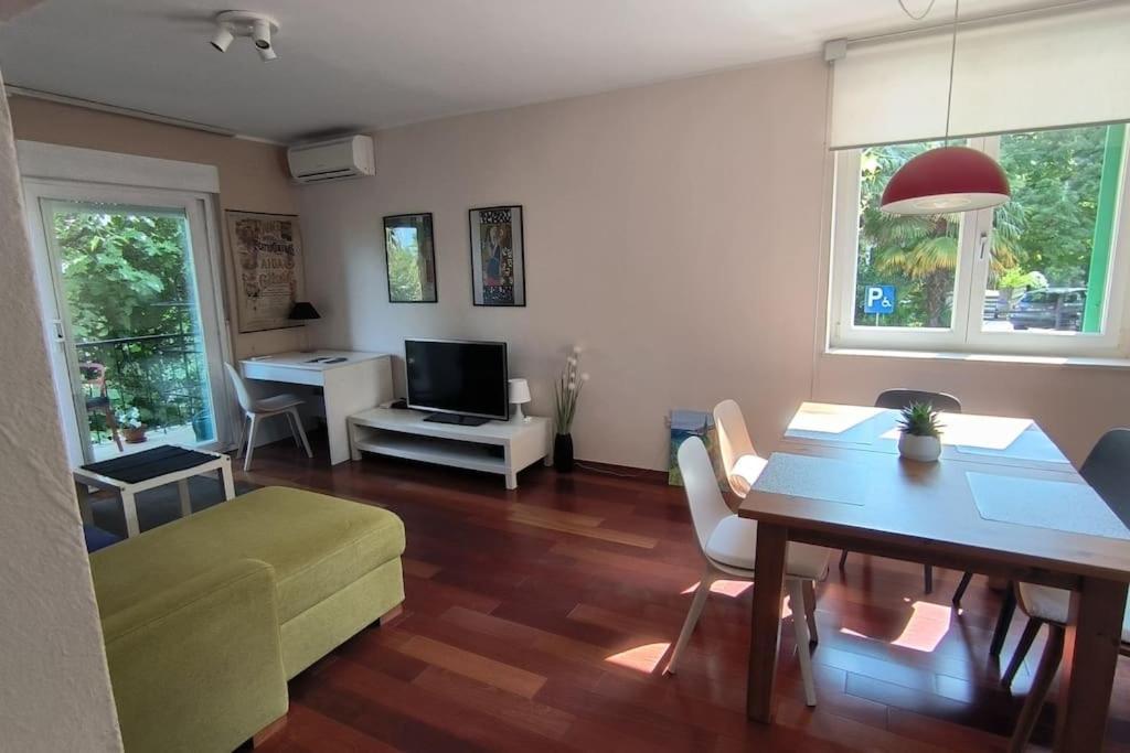 Apartman Sonja Lovran Bagian luar foto
